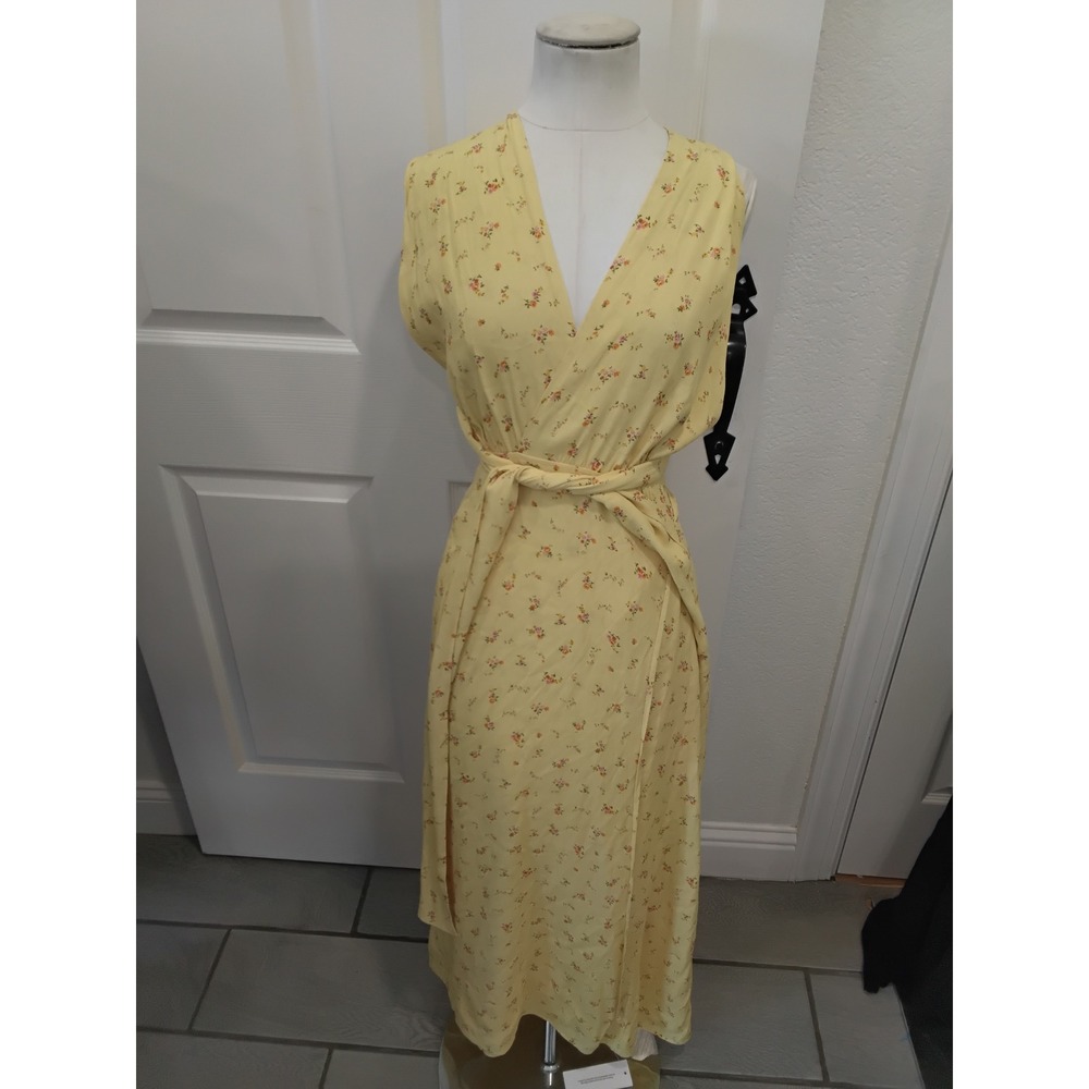 Rumored Sirena Midi Wrap Dress Windswept Floral Yellow‎ Ditsy Sleeveless NWT-L